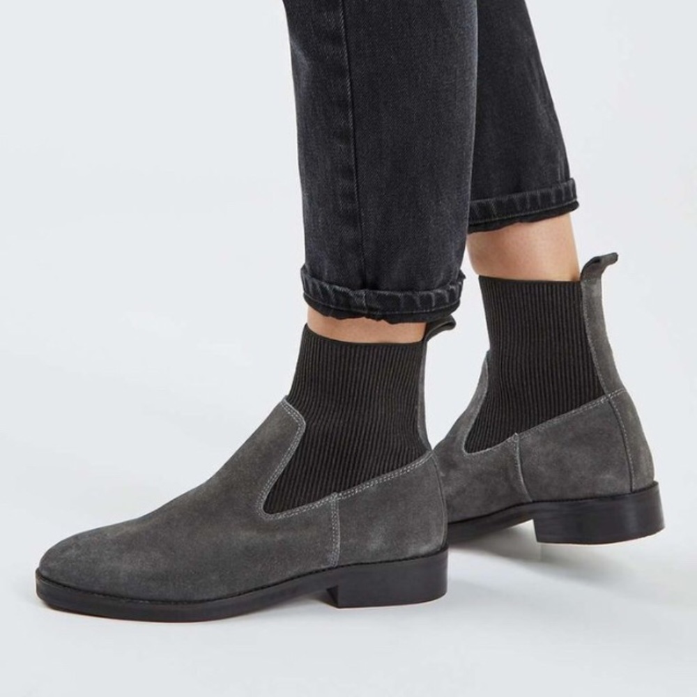 Topshop Grey suede Chelsea boots.